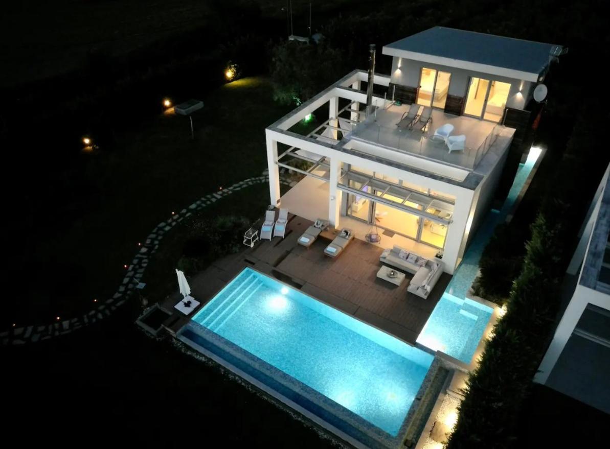 Island Villa Sani Sea View Εξωτερικό φωτογραφία